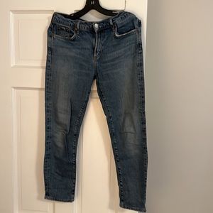 Agolde Toni jeans. Medium wash.